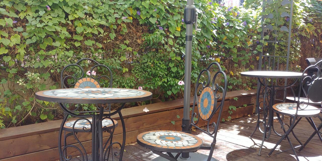 The Little House In Bakah Hotell Jerusalem Eksteriør bilde