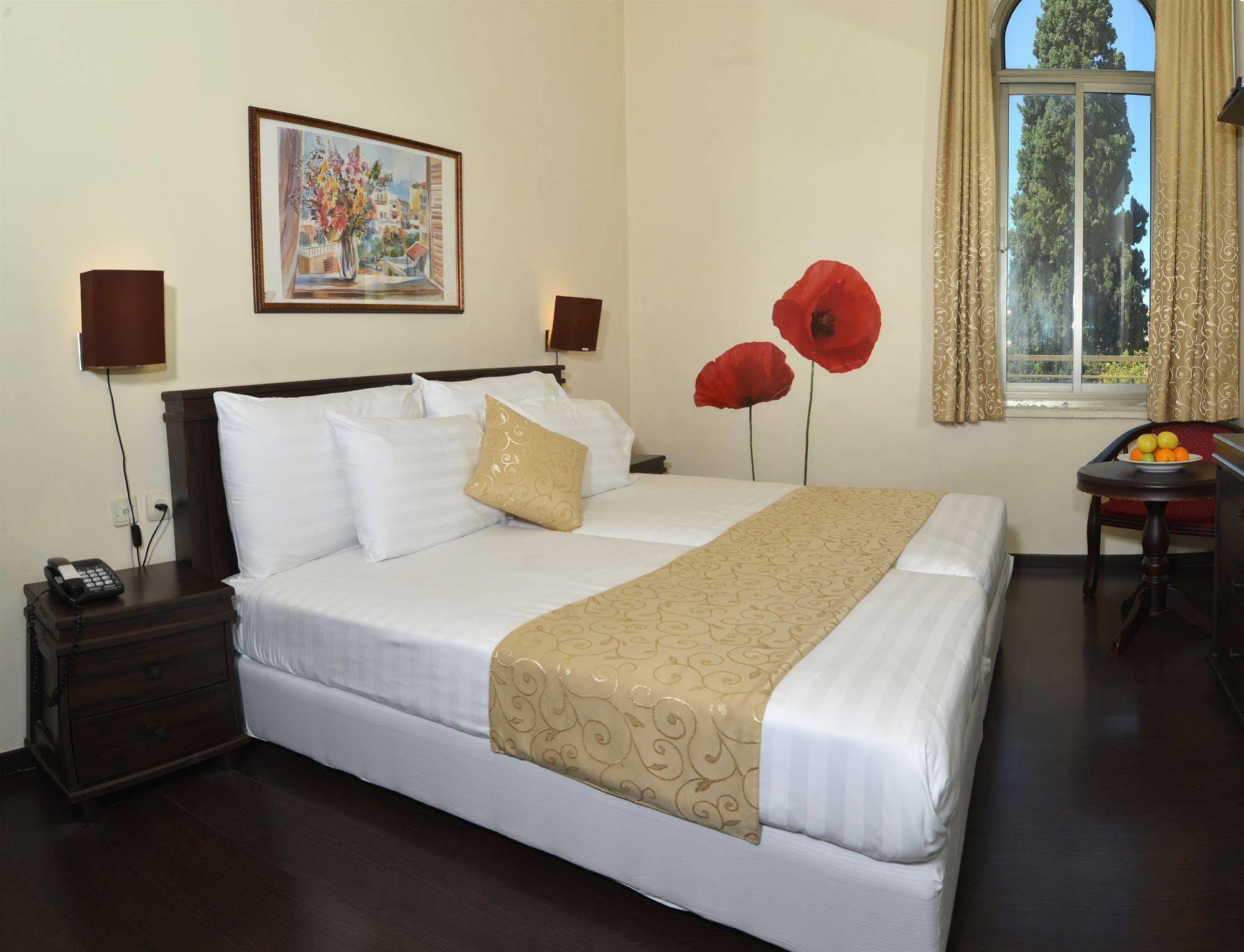 The Little House In Bakah Hotell Jerusalem Eksteriør bilde