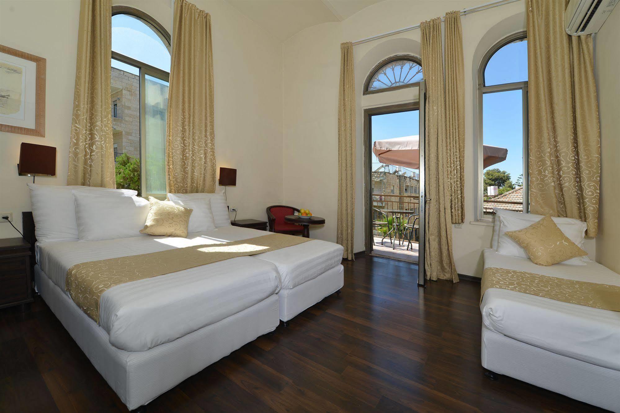 The Little House In Bakah Hotell Jerusalem Eksteriør bilde